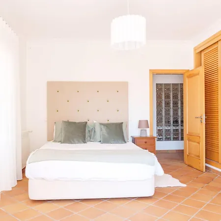 Sunny Ocean View, Praia Del Rey A7 *