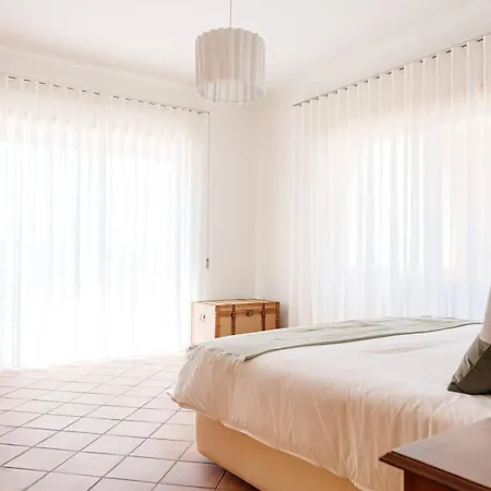 Daire Sunny Ocean View, Praia Del Rey A7 *